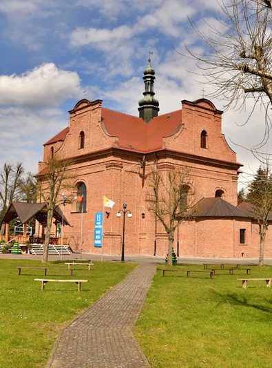 Kościół pw. Narodzenia NMP w Wieleniu 
