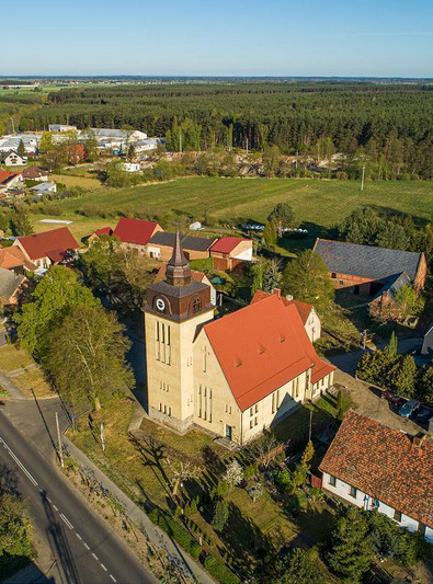 KOŚCIÓŁ POEWANGELICKI W KASZCZORZE